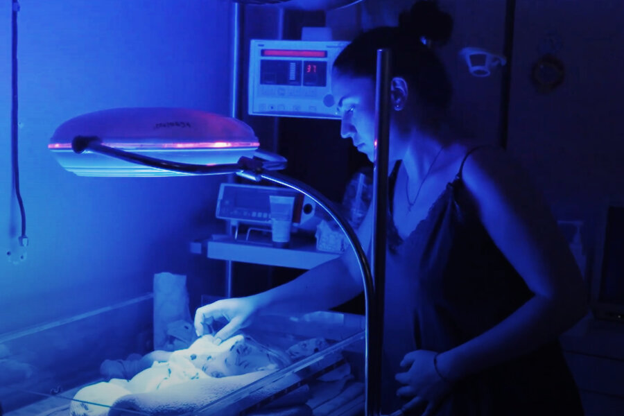 Motherhood in the face of crisis 